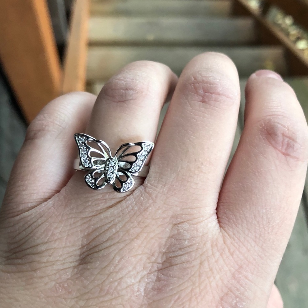 🌟SIZE 9 LEFT🌟STERLING SILVER GEMED UP BUTTERFLY - Picture 6 of 8